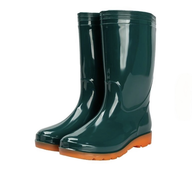 a038294d-0524-4309-9a89-028b2dc006ee_بوتات مطاطية مقاومة للماء من PVC باللون الأخضر الداكن مع نعل برتقالي مضاد للانزلاق.jpg